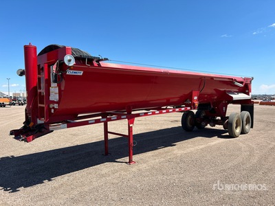 2022 Clement 32 ft T/A End Dump Trailer