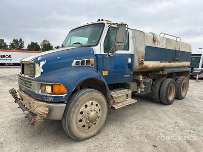 2004 Sterling Acterra 6x4 Camion à eau