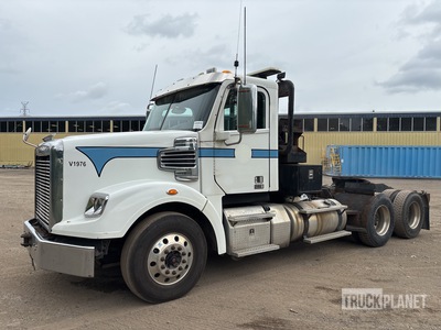 2015 Freightliner Coronado 122SD Camion cabrestante