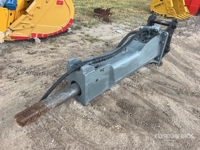 Eripoc EC135TCL Hydraulic Breaker