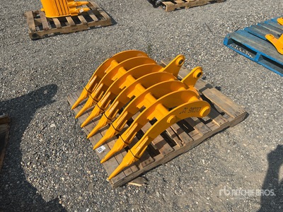 2025 GIYI 32 in Excavator Rake - Fits Cat 305 (Unused)