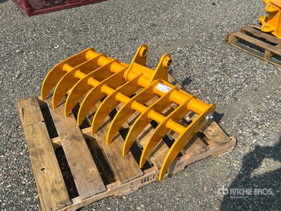 2025 GIYI 44 in Excavator Rake - Fits Cat 305 (Unused)