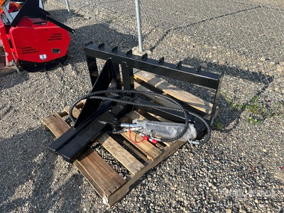 2025 GIYI GY-TP25 Skid Steer Post Puller (Unused)