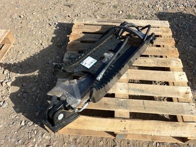 GIYI 19 in Hydraulic Excavator Thumb - Fits Cat (Unused)
