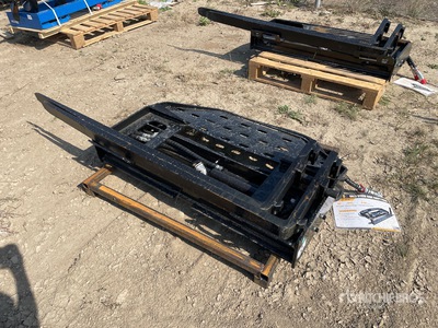 GIYI 60 in Skid Steer Forks (Unused)