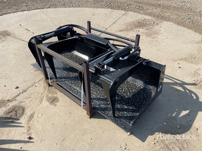 GIYI 72 in Plate Skid Steer Grapple (Unused)