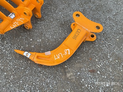 2025 GIYI ممزق حفارة - Fits CAT 305 (Unused)