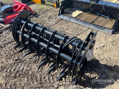 2025 GIYI GYCLG72C 72 in Log Skid Steer Grapple (Unused)