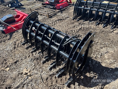 2025 GIYI GYCLG72C 72 in Log Skid Steer Grapple (Unused)