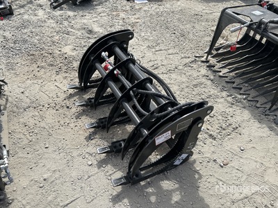 2025 GIYI GY-MCLG60 42 in Log Skid Steer Grapple (Unused)