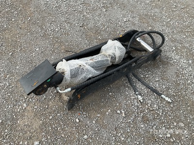 2025 GIYI GY-XJ5T 46 in Hydraulic Excavator Thumb (Unused)