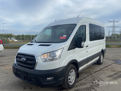 2022 Ford Transit 8 Furgoneta de pasajeros