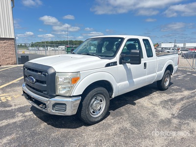 2012 Ford F-250 XL 4x2 Extended Cab Pickup