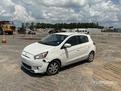 2015 Mitsubishi Mirage Samochód