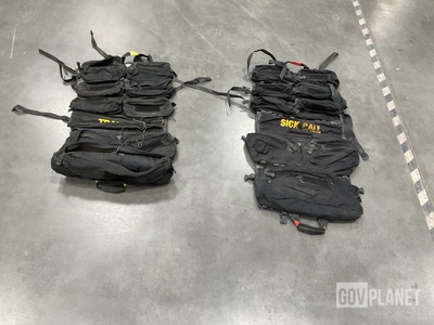 (2) Multi-Compartment Hanging Medical Bags