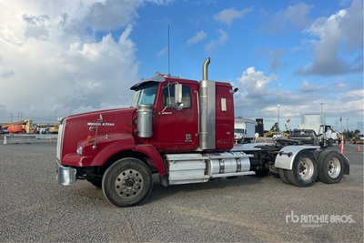 2013 Western Star 4900SA 6x4 Cabina con cuccetta per trattore stradale