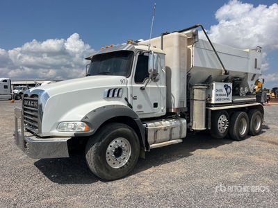 2020 Mack Granite 8x4 T/A Sleeper Truck Tractor