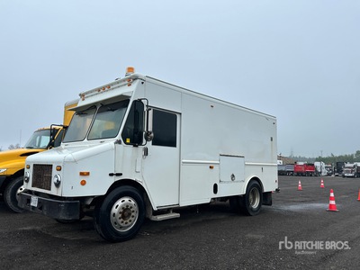 2006 Freightliner MT55 Lieferwägen