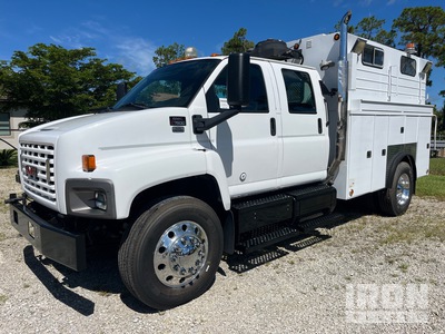 2008 GMC C7500 4x2 Crew Cab Utility Truck