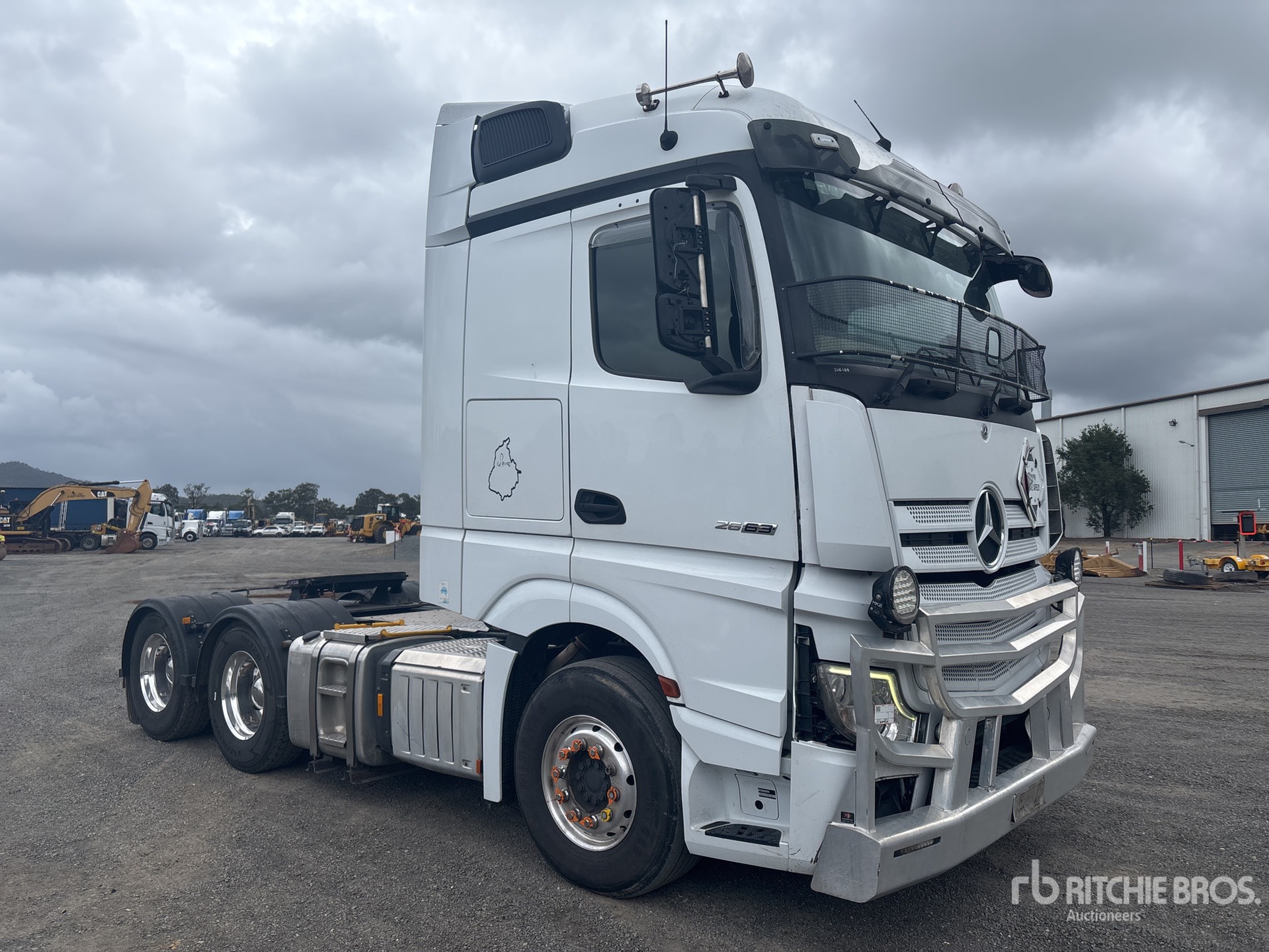 2021 Mercedes Benz Actros 2663 6x4 Ciągnik siodłowy T/A z kabiną sypialną