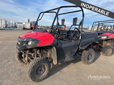 Honda Pioneer 700 4x4 Vehículo utilitario (Inoperable)