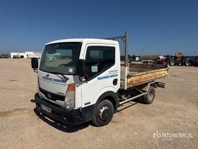 2008 Nissan Cabstar 35.13 Camion Benne Dump Truck (Inoperable)
