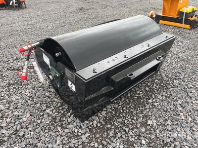2025 GIYI VR39 39 in Mini Rodillo para Minicargador (Sin Usar) / Skid Steer Vibratory Roller (Unused)