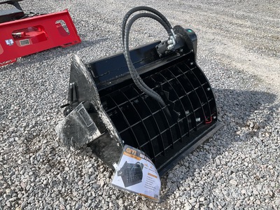 2025 GIYI JBD 32 in Mini Cucharon Mezclador para Minicargador (Sin Usar) / Skid Steer Concrete Mixer (Unused)