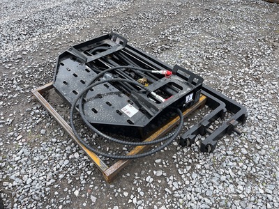 2025 GIYI SF60 60 in Horquillas con Desplazamiento Lateral para Minicargador (Sin Usar) / Side Shift Forks - Fits Skid Steer Loader (Unused)