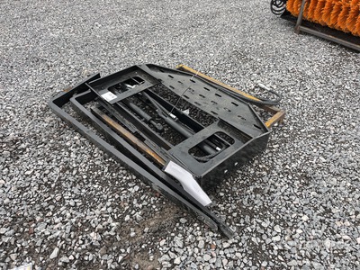 2025 GIYI SF60 60 in Horquillas con Desplazamiento Lateral para Minicargador (Sin Usar) / Side Shift Forks - Fits Skid Steer Loader (Unused)