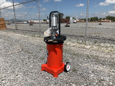 2025 SKLP SK-12L Bomba de Grasa (Sin Usar) / Grease Injection Equipment (Unused)
