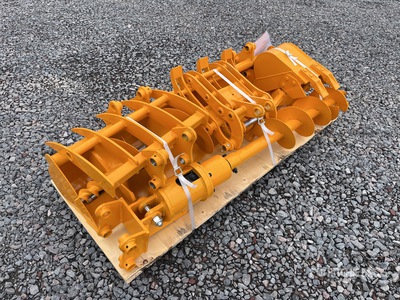 Quantity of (8) 2025 VICSEC Cat 301 VCA-8 Lote de Aditamentos para Miniexcavadora (Sin Usar) / Mini Excavator Attachments (Unused)