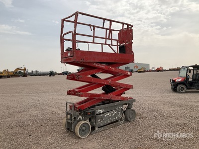 2005 JLG 2030ES Electric Scissor Lift (Inoperable)