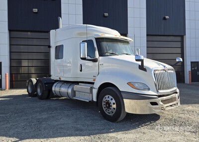 2018 International LT625 6x4 T/A Sleeper Truck Tractor