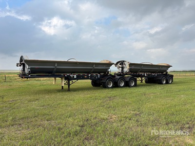 Smithco Tri/A Super B-Train Lead Side Dump Trailer