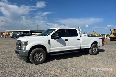 2022 Ford F-250 STX 4x4 Crew Cab Pickup