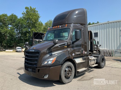 2019 Freightliner Cascadia 116 4x2 S/A Day Cab Truck Tractor