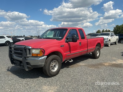 1999 Ford F-250 4x4 Extended Cab Pickup