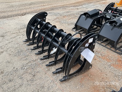 2025 GIYI GYCLG72C 72 in Skid Steer Root Rake (Unused)