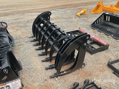 2025 GIYI GYCLG72C 72 in Skid Steer Root Rake (Unused)