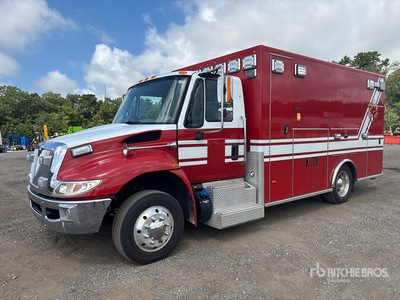 2016 International 4300 4x2 Ambulance
