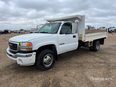 2005 GMC Sierra 3500 4x2 S/A Dump Truck