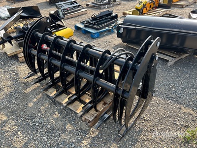 2025 GIYI CLG72 72 in Skid Steer Root Rake (Unused)