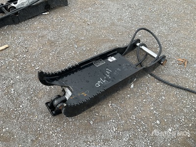 2025 GIYI GY-XJ7T 46 in Hydraulic Excavator Thumb (Unused)