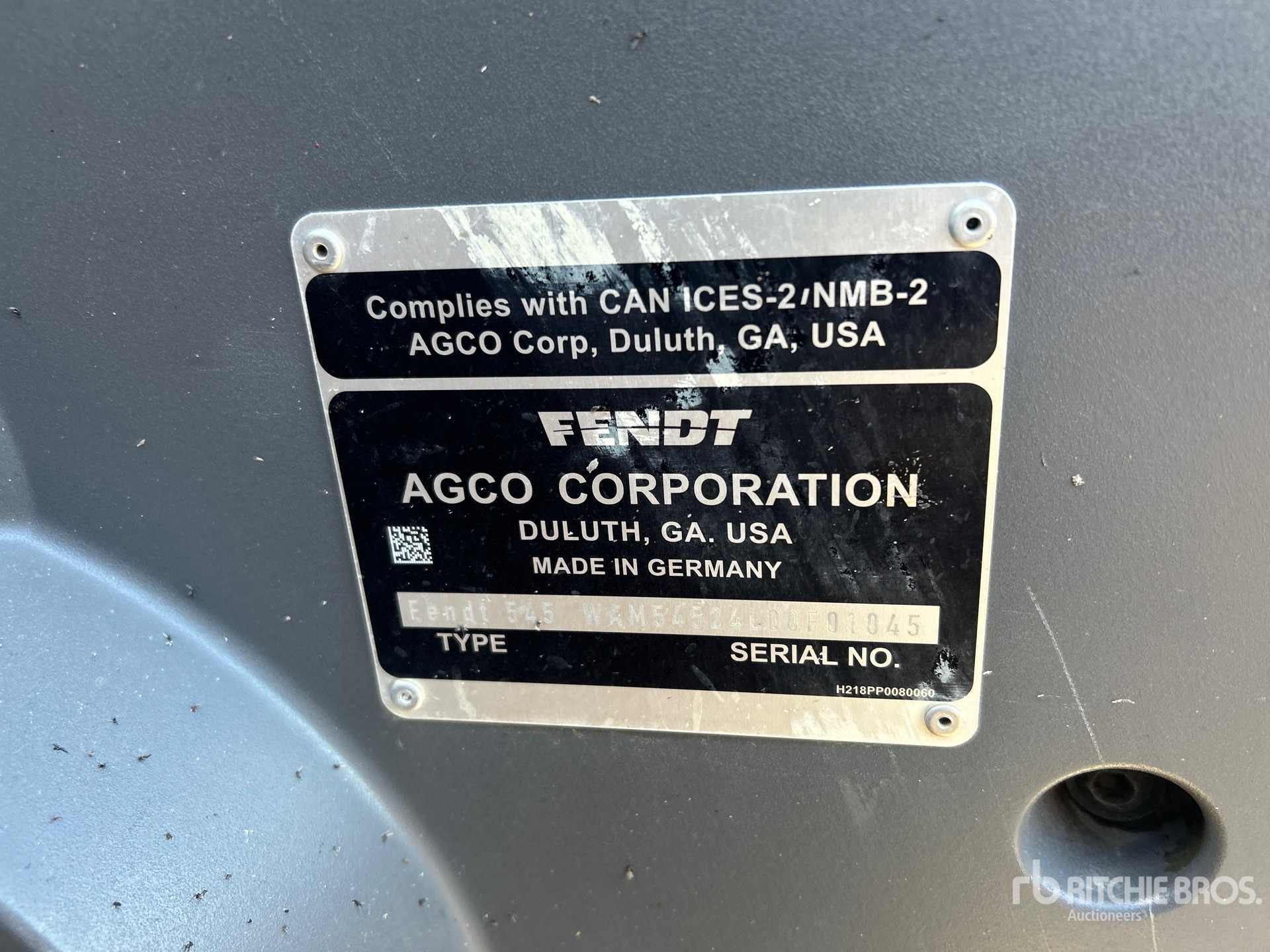 2022 Fendt 1038 Vario 4WD Tractor