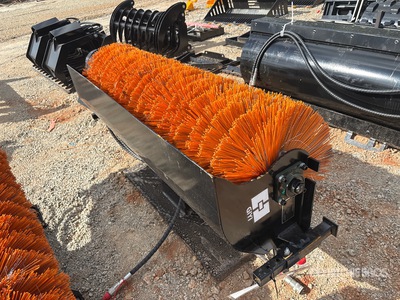 2025 GIYI GY-SE61 61 in Skid Steer Broom (Unused)