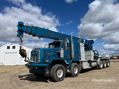 National 1400H 66000 lb Straight Boom on 2006 Kenworth C550 Sleeper Boom Truck
