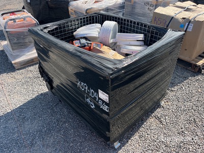 Quantity of (2) Crates of Contractor Supplies Divers - Industriel