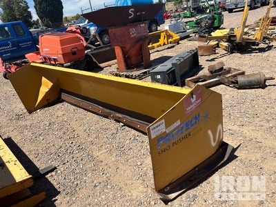 Protech 12 ft Poussoir à neige - Fits Backhoe Loader