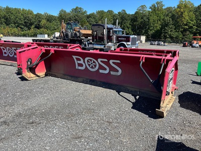 Boss LM220 192 in Wheel Loader Snow Pusher Accessori per pala gommata